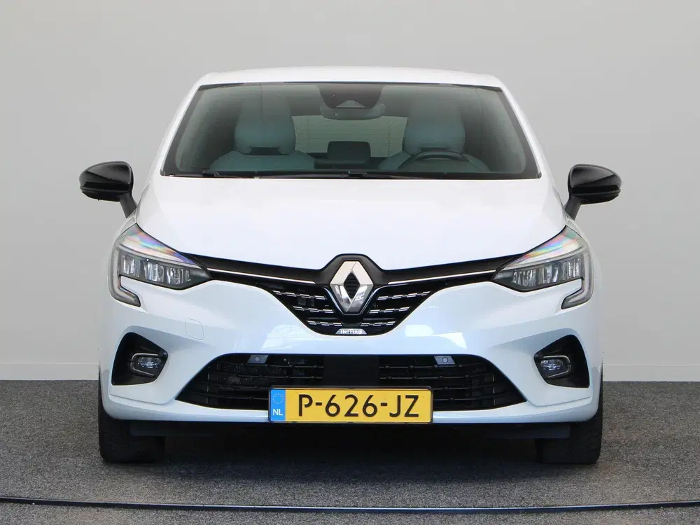 Renault Clio E-Tech Hybrid 140pk Initiale Paris uit 2022, foto 6