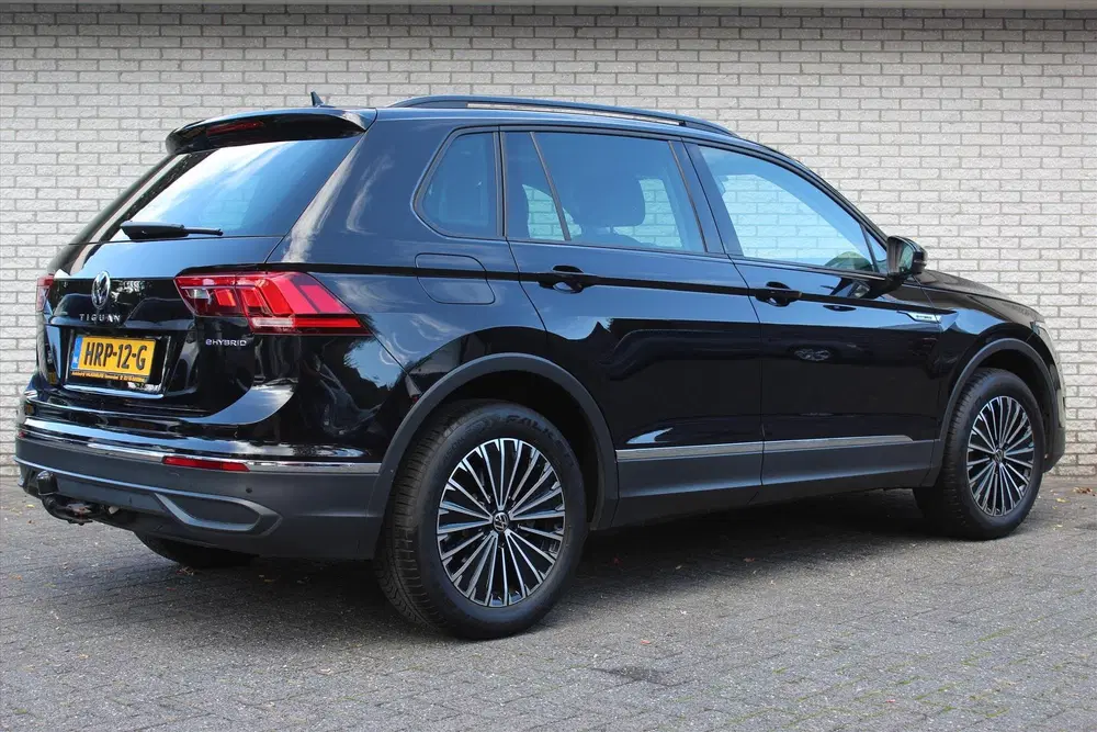 Volkswagen Tiguan 1.4 TSI eHybrid 245pk DSG Life Business uit 2023, foto 2