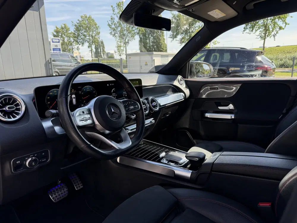 Mercedes-Benz GLB 200 Business Solution AMG (bj 2020) uit 2020, foto 14