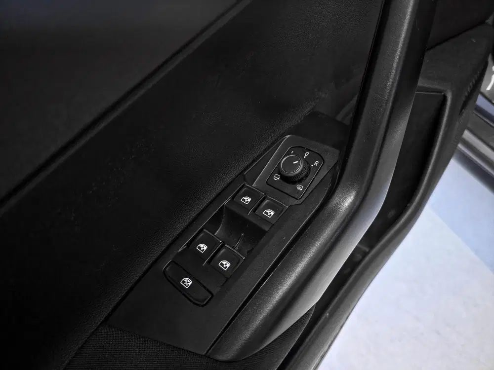 Volkswagen Polo 1.0 TSI R-Line 110pk uit 2022, foto 6