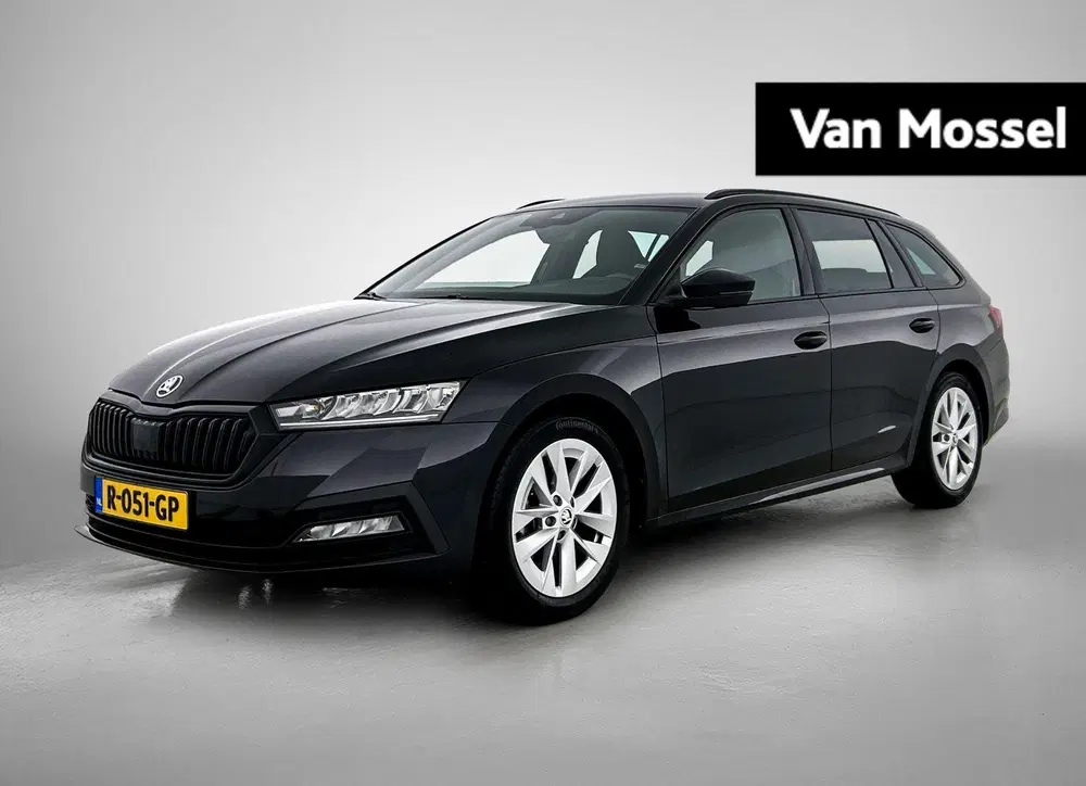 Skoda Octavia 1.0 TSI Sport Business uit 2022