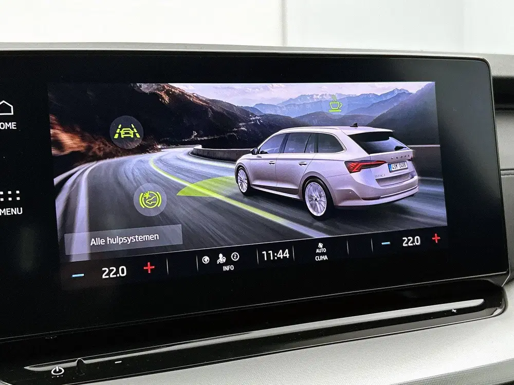 Skoda Octavia 1.0 TSI Sport Business uit 2022, foto 13