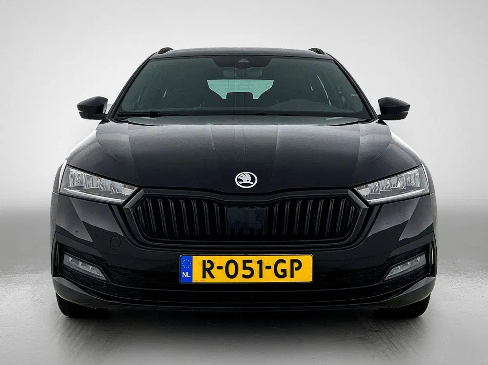 Skoda Octavia 1.0 TSI Sport Business uit 2022, foto 5