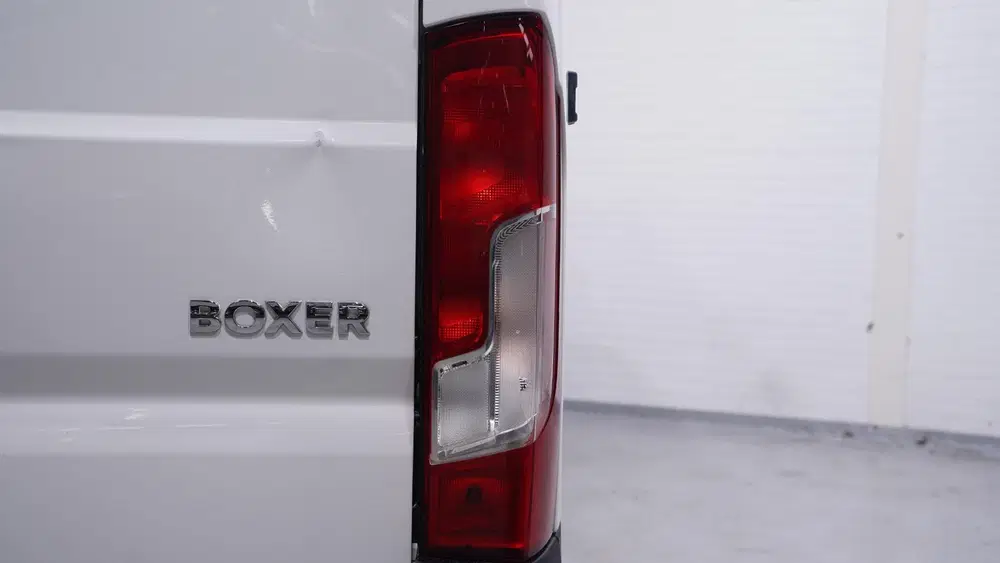 Peugeot Boxer 2.0 BlueHDI 130 pk L2H2 Premium Airco Crui uit 2019, foto 11