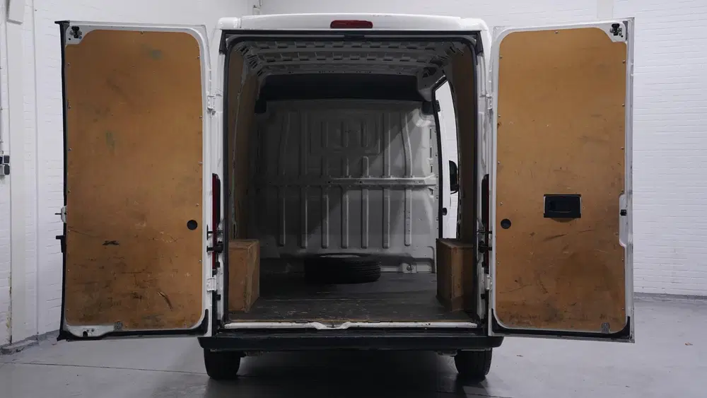 Peugeot Boxer 2.0 BlueHDI 130 pk L2H2 Premium Airco Crui uit 2019, foto 12