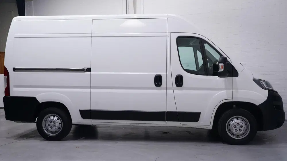 Peugeot Boxer 2.0 BlueHDI 130 pk L2H2 Premium Airco Crui uit 2019, foto 8