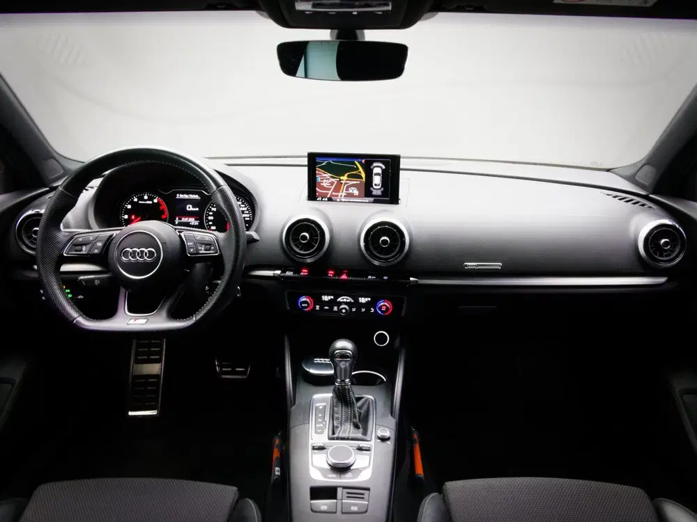 Audi A3 Limousine 30 TFSI Sport S-Line Edition (CR uit 2019, foto 6