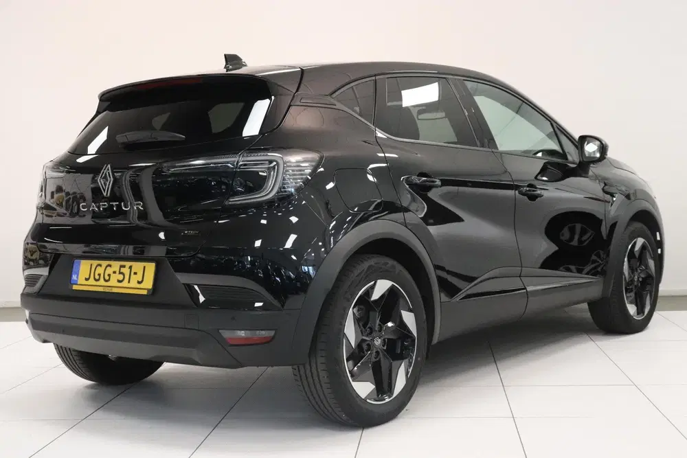 Renault Captur 1.8 E-Tech full hybrid 160 techno uit 2025, foto 2
