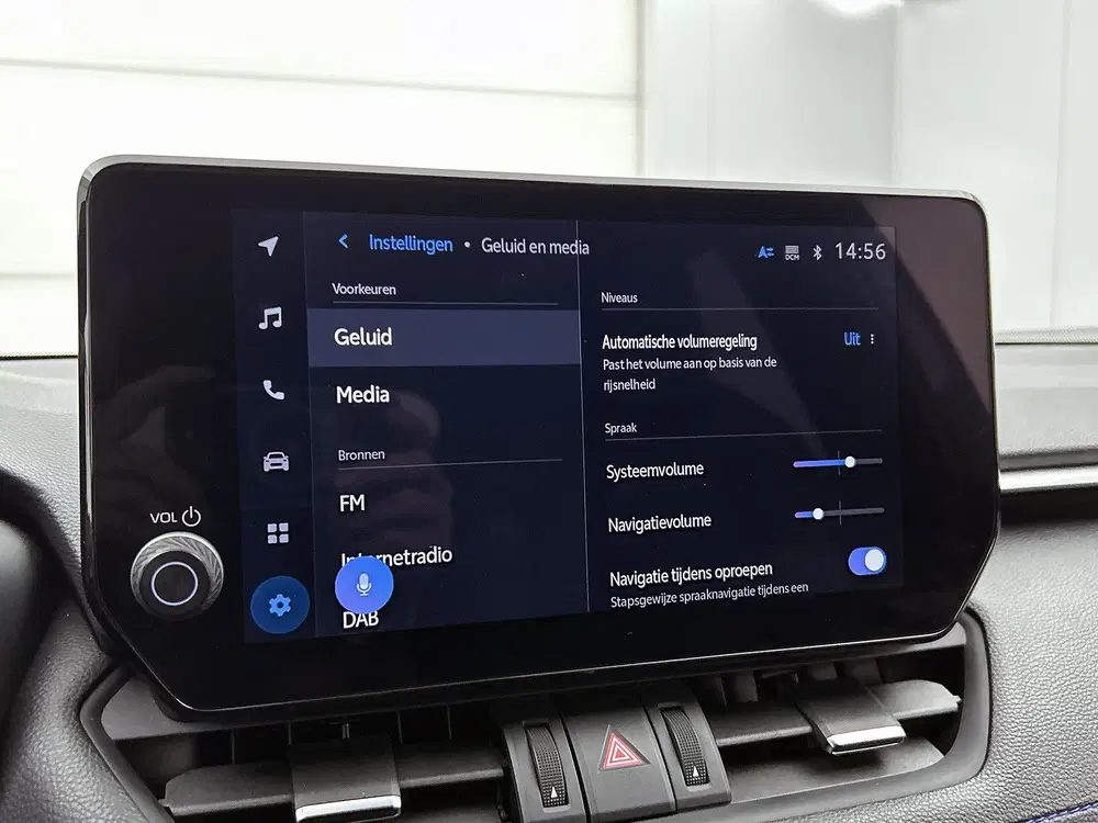 Toyota RAV 4 2.5 Hybrid Style uit 2024, foto 10