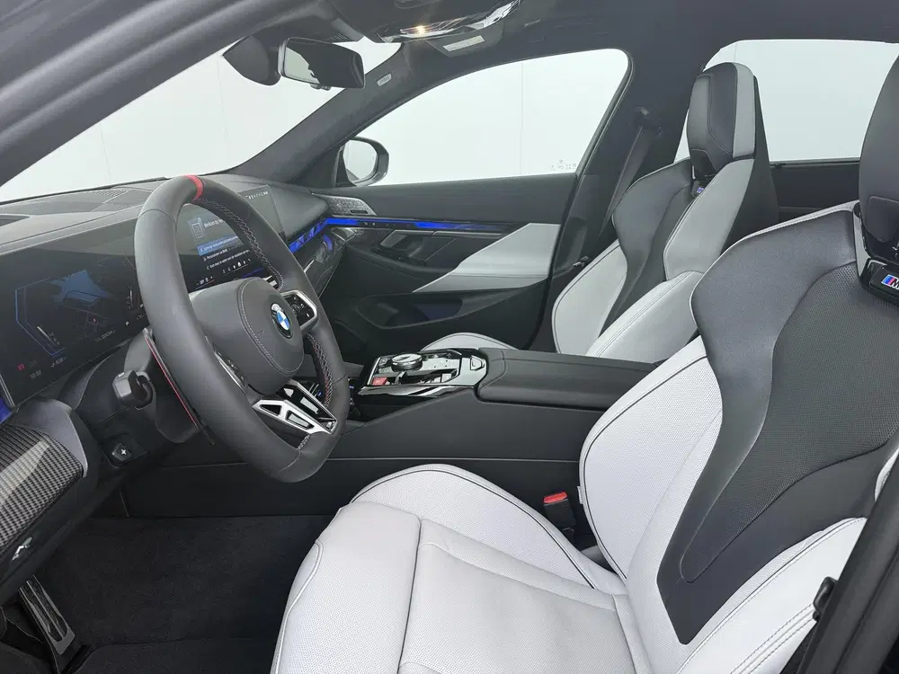 BMW M5 Sedan uit 2026, foto 4