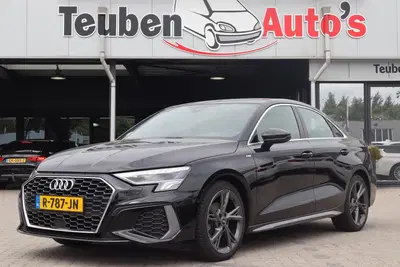Audi A3 35 TFSI S edition uit 2022