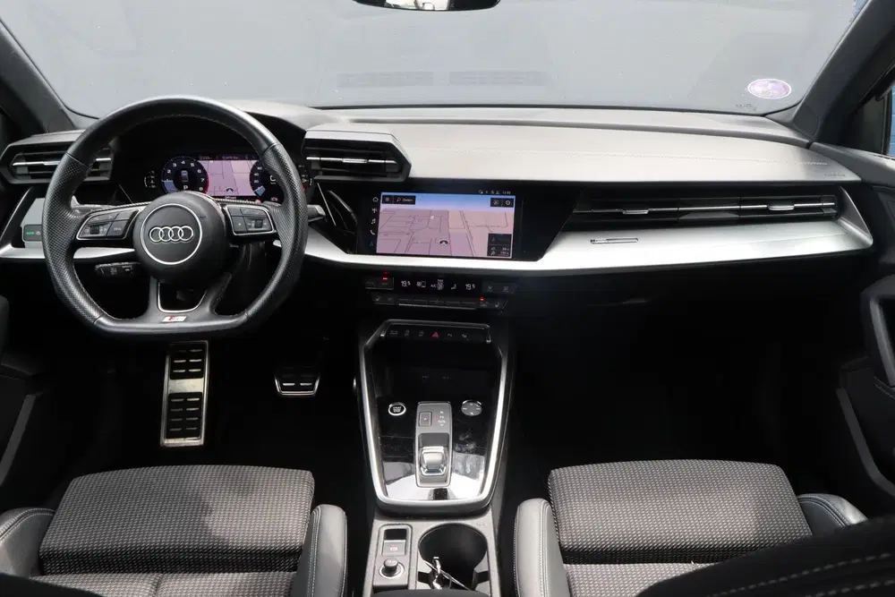 Audi A3 35 TFSI S edition uit 2022, foto 4