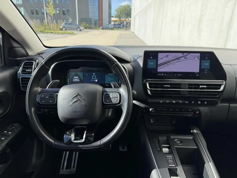 Citroën C5 Aircross Citroen C5 Aircross 1.6 Plug-in Hybrid 225 uit 2022, foto 14