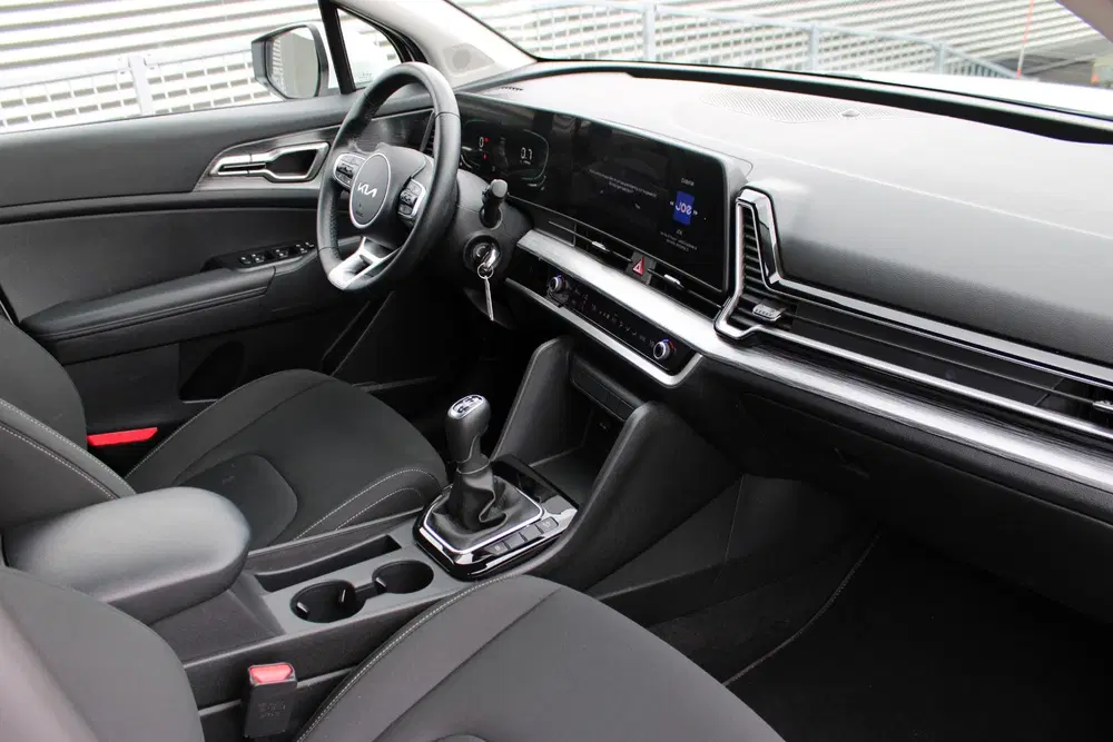 Kia Sportage 1.6 T-GDi MHEV ComfortLine Navigatie uit 2024, foto 13