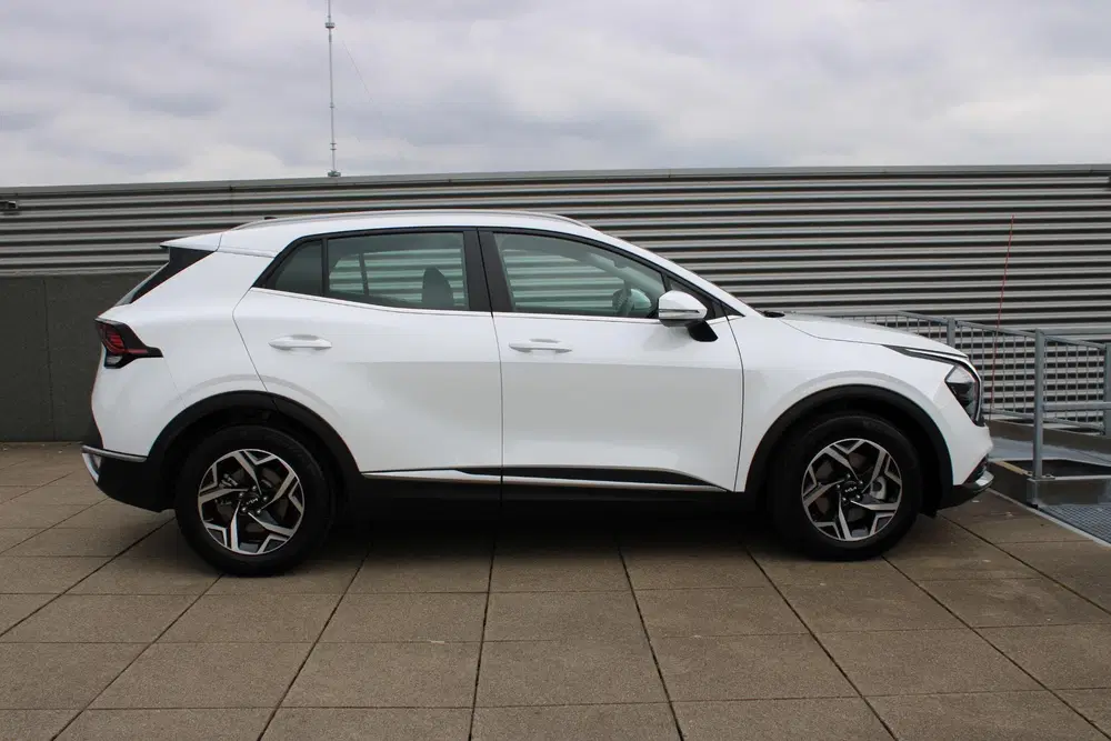 Kia Sportage 1.6 T-GDi MHEV ComfortLine Navigatie uit 2024, foto 9