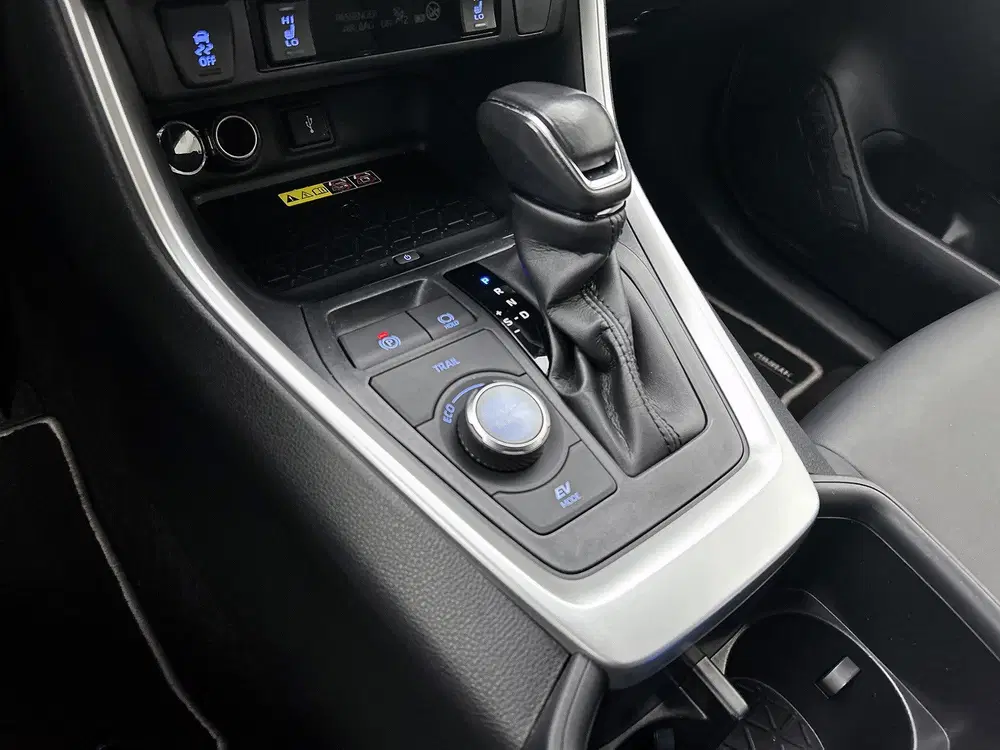 Toyota RAV 4 2.5 Hybrid AWD ADVENTURE uit 2022, foto 11