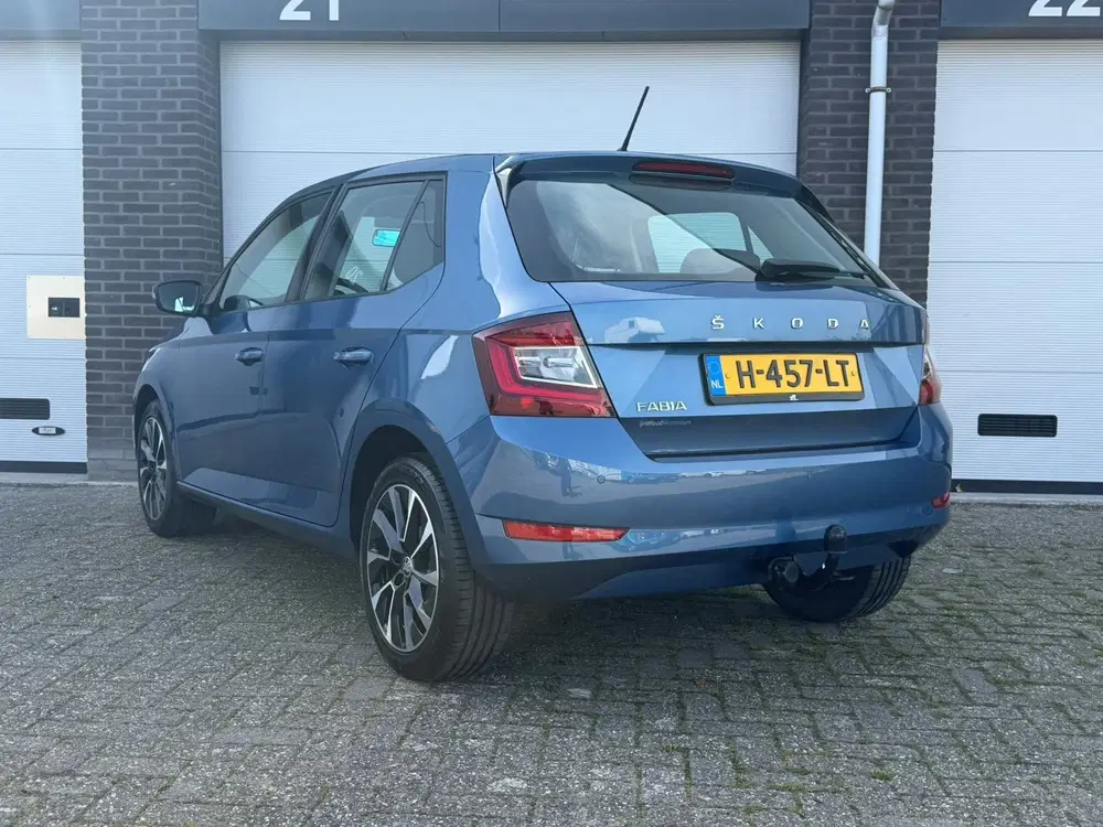 Skoda Fabia 1.0 TSI Business Edition uit 2020, foto 5