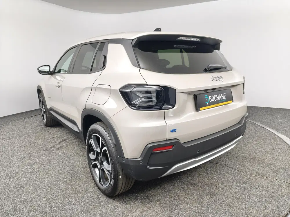 Jeep Avenger Summit 54 kWh uit 2025, foto 6