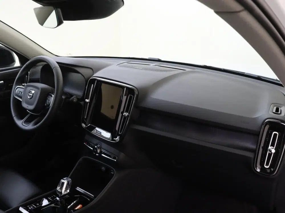 Volvo XC40 T4 Plus Dark uit 2023, foto 12