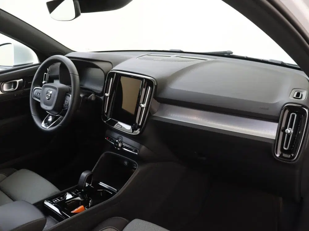 Volvo XC40 T4 Plus Bright uit 2023, foto 12