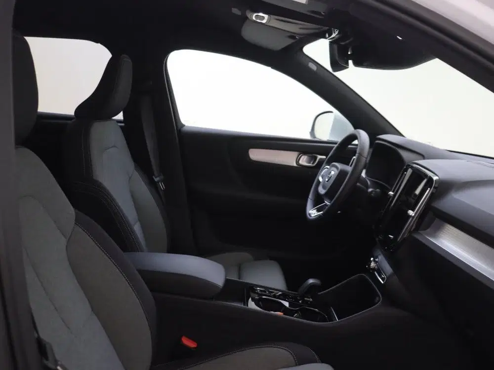 Volvo XC40 T4 Plus Bright uit 2023, foto 13