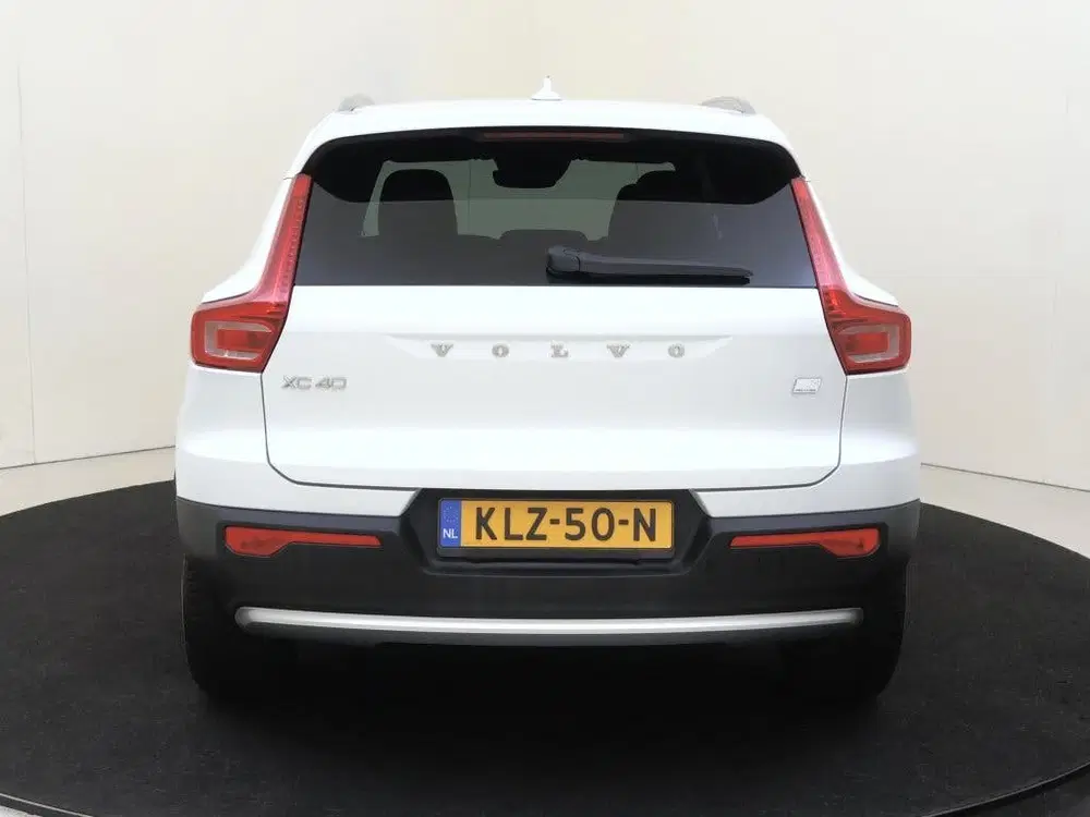 Volvo XC40 T4 Plus Bright uit 2023, foto 5