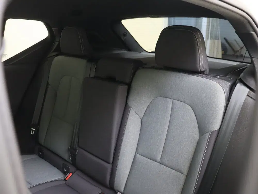 Volvo XC40 T4 Plus Bright uit 2023, foto 7