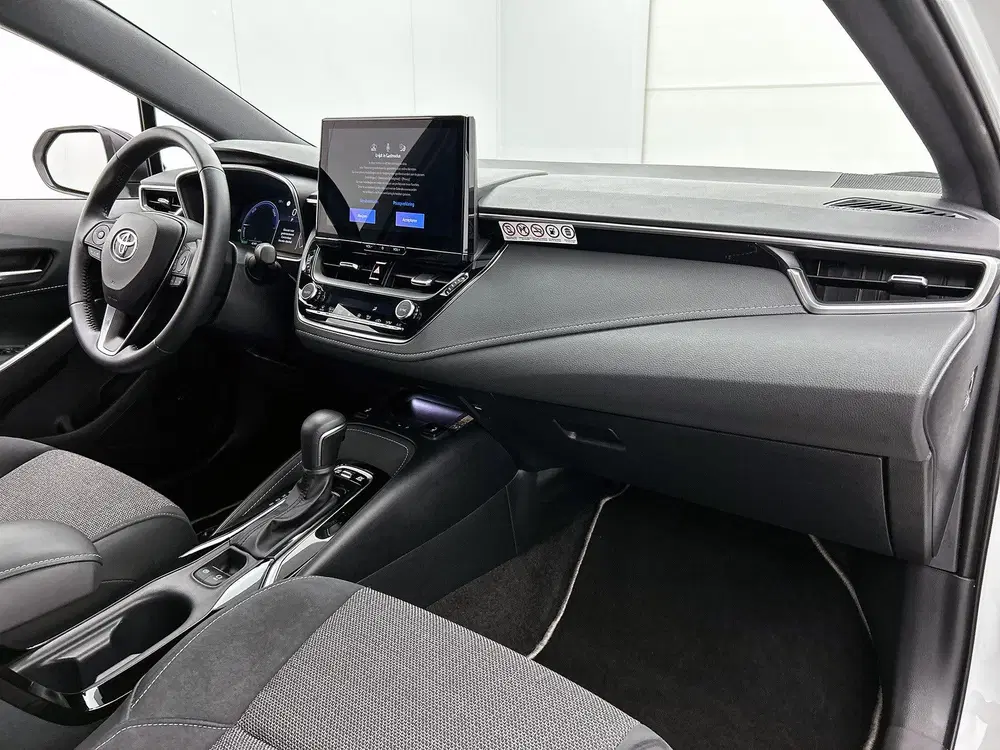 Toyota Corolla Hybrid 140 Dynamic uit 2025, foto 6