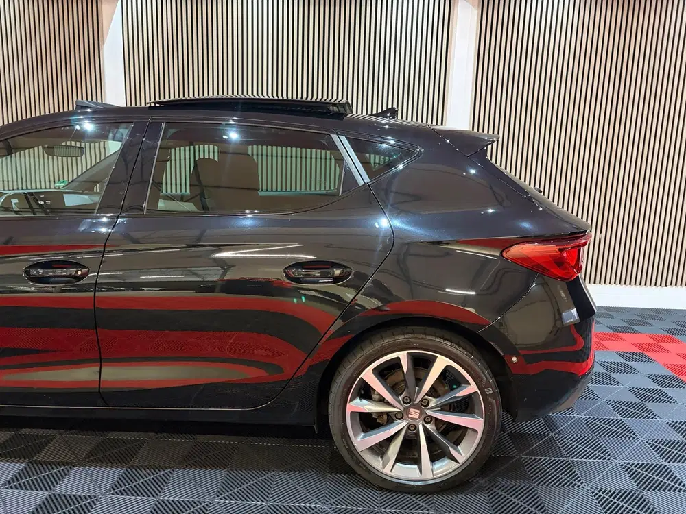 SEAT Leon 1.4 TSI eHybrid PHEV FR Business Intense P uit 2021, foto 11