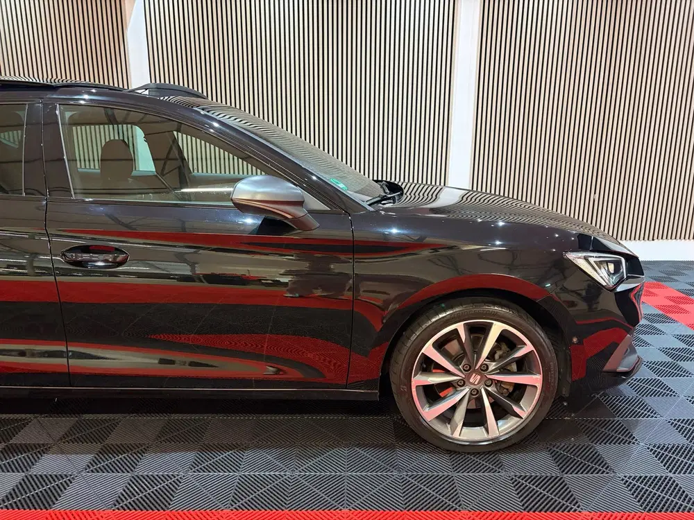 SEAT Leon 1.4 TSI eHybrid PHEV FR Business Intense P uit 2021, foto 3