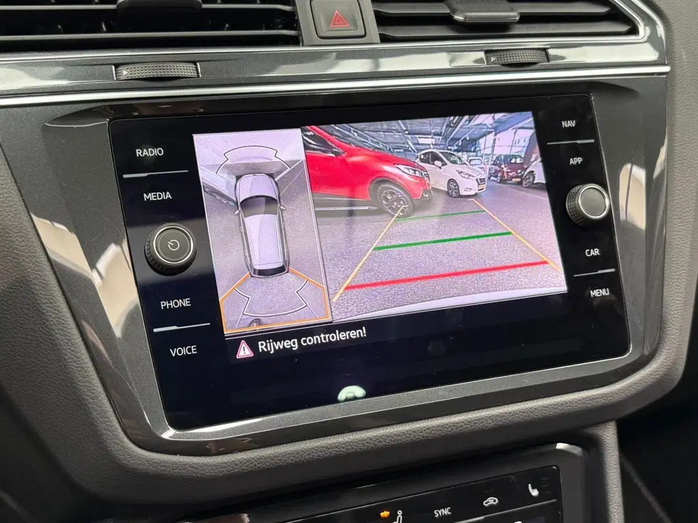 Volkswagen Tiguan 1.4 TSI eHybrid R-Line uit 2023, foto 9