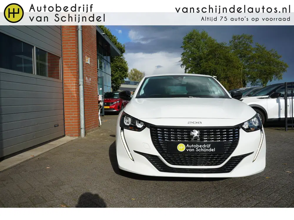 Peugeot 208 1.2 PURETECH STYLE LUXE DECEMBER 2023 FULL uit 2023, foto 3