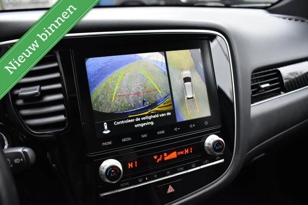 Mitsubishi Outlander 2.4 PHEV Diamand Edition LEDER VOL 360 uit 2020, foto 13
