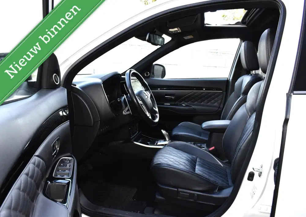 Mitsubishi Outlander 2.4 PHEV Diamand Edition LEDER VOL 360 uit 2019, foto 10