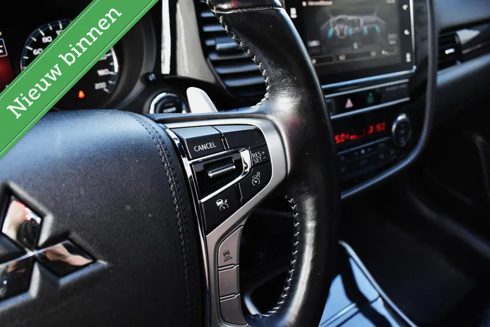 Mitsubishi Outlander 2.4 PHEV Diamand Edition LEDER VOL 360 uit 2019, foto 12