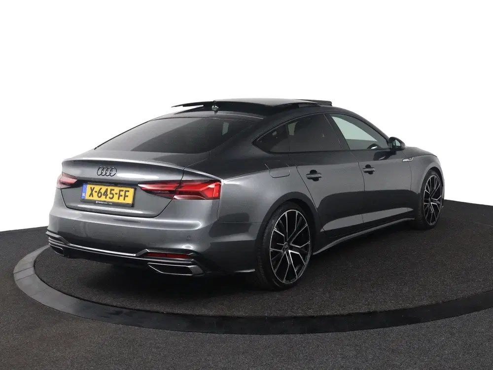 Audi A5 35 TFSI S edition Competition uit 2023, foto 5