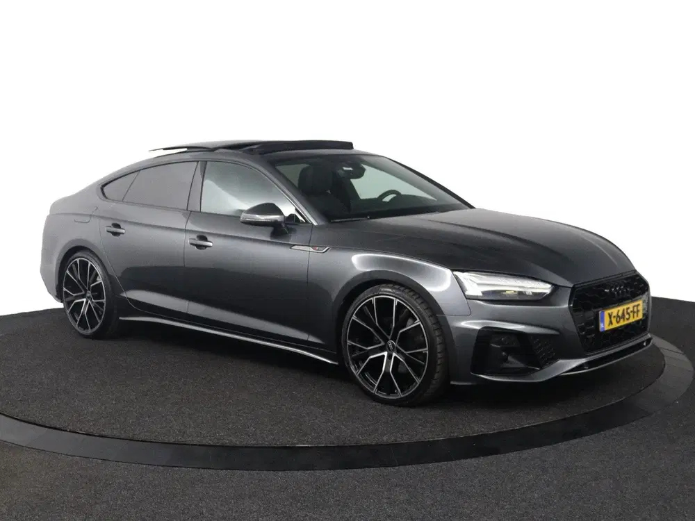 Audi A5 35 TFSI S edition Competition uit 2023, foto 7