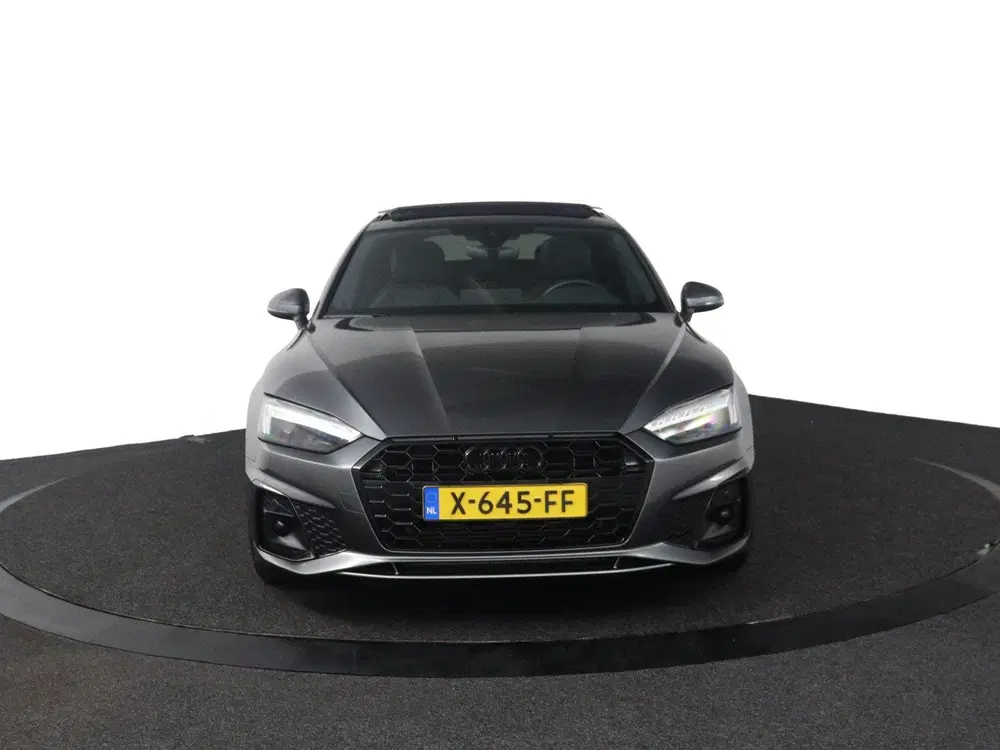Audi A5 35 TFSI S edition Competition uit 2023, foto 8