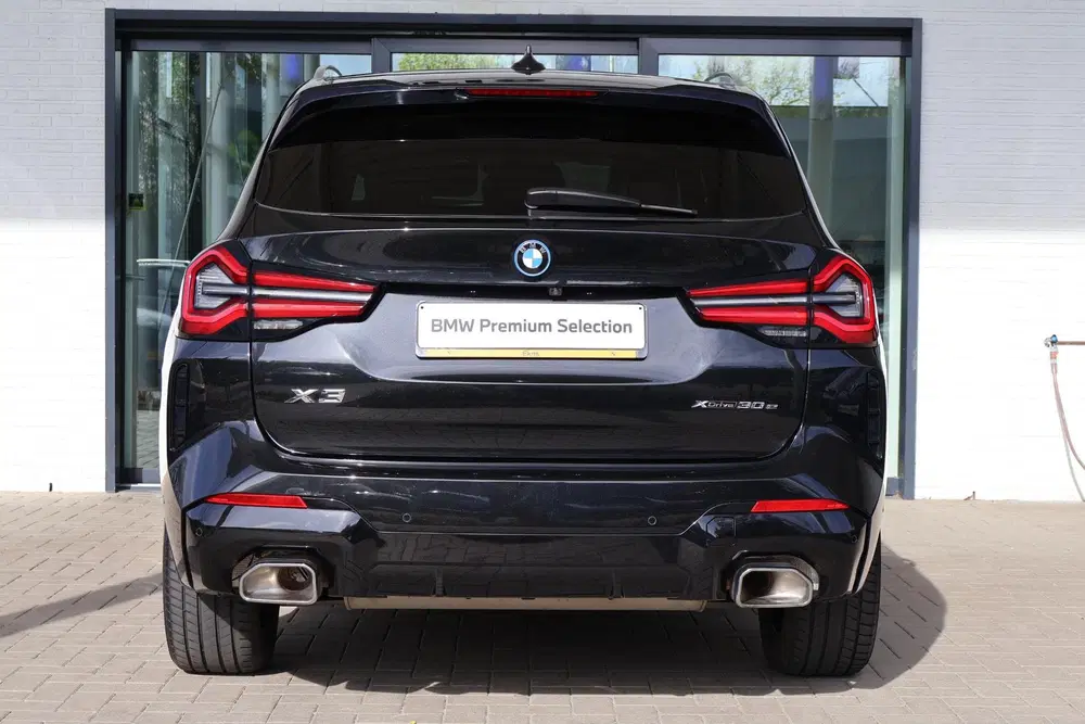 BMW X3 xDrive30e uit 2022, foto 4