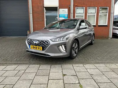 Hyundai IONIQ Hybrid uit 2021