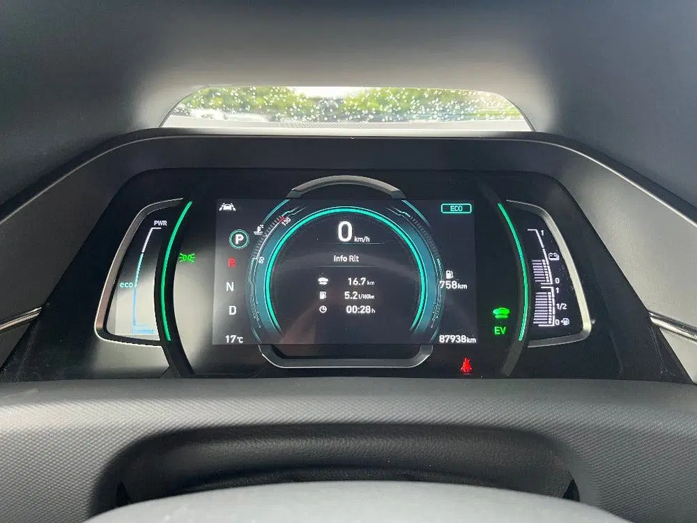 Hyundai IONIQ Hybrid uit 2021, foto 13
