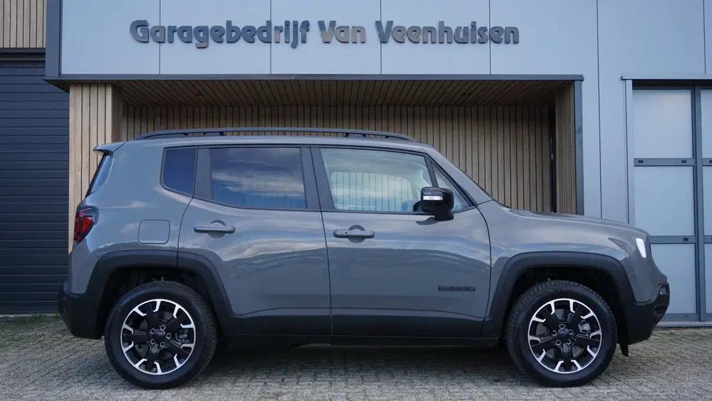Jeep Renegade 4xe 240pk Plug-in Hybrid Electric New Upla uit 2023, foto 3