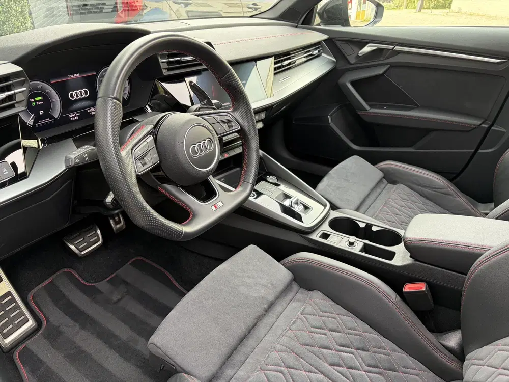 Audi A3 45 TFSI e S edition Competition uit 2022, foto 10