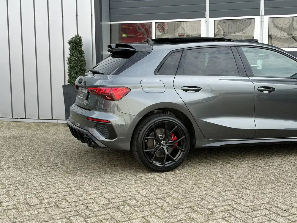 Audi A3 45 TFSI e S edition Competition uit 2022, foto 8