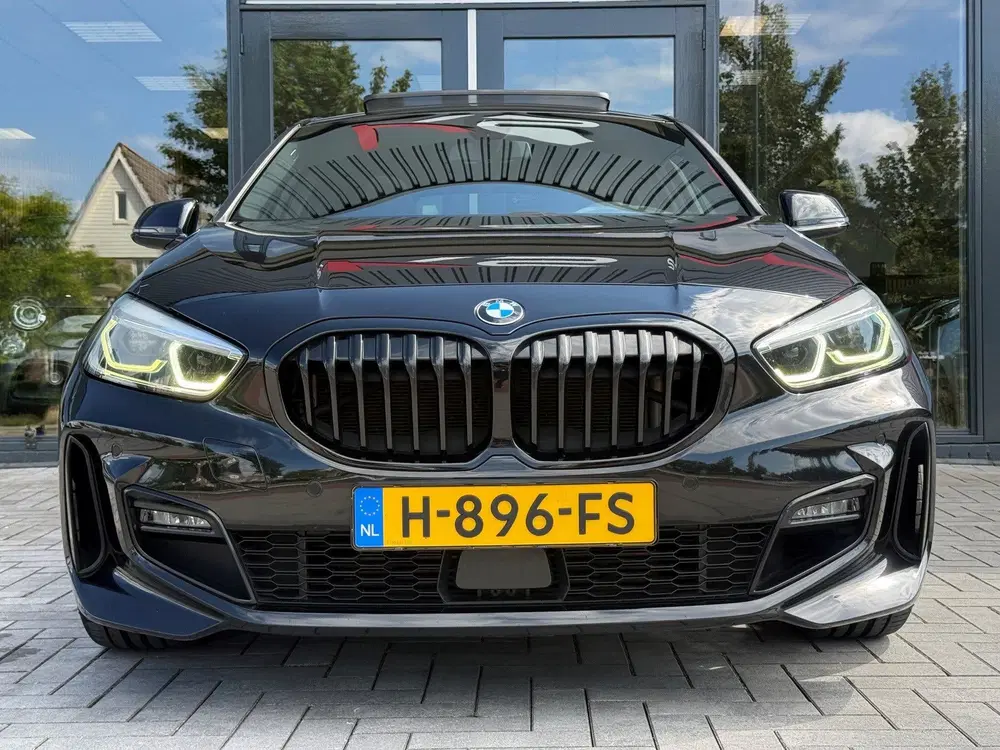 BMW 1-serie 118i Executive M sport Pano M Seats Camera uit 2020, foto 6