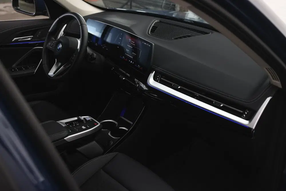 BMW iX1 eDrive20 uit 2026, foto 10
