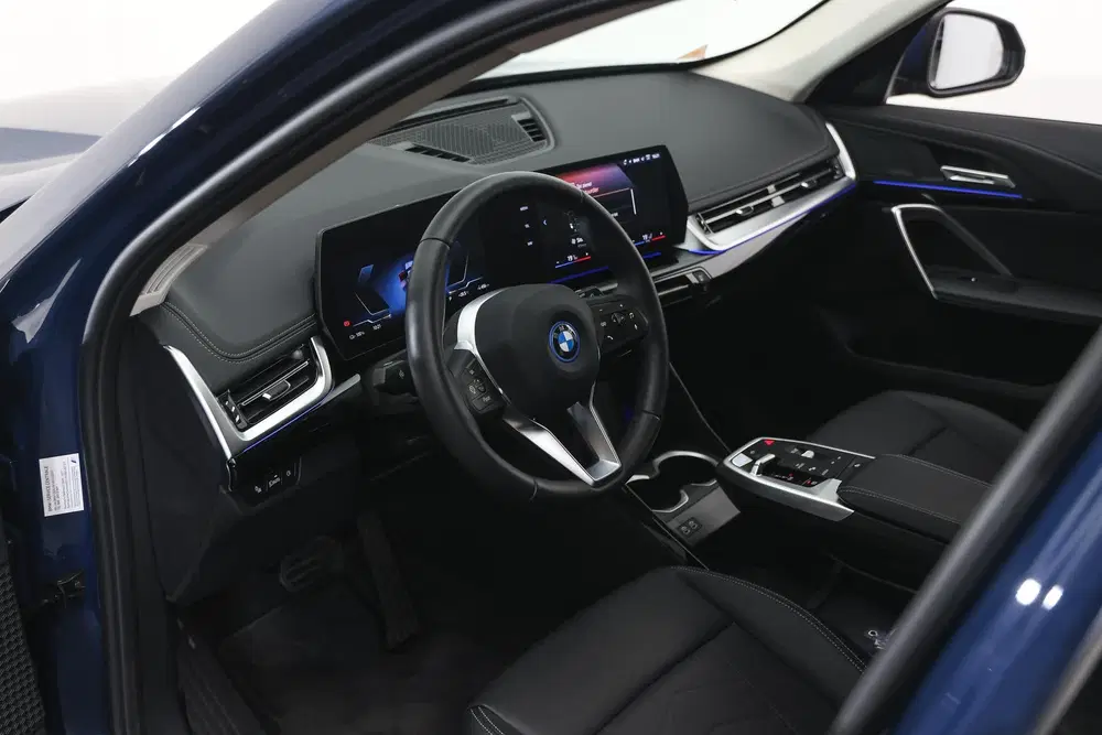BMW iX1 eDrive20 uit 2026, foto 9