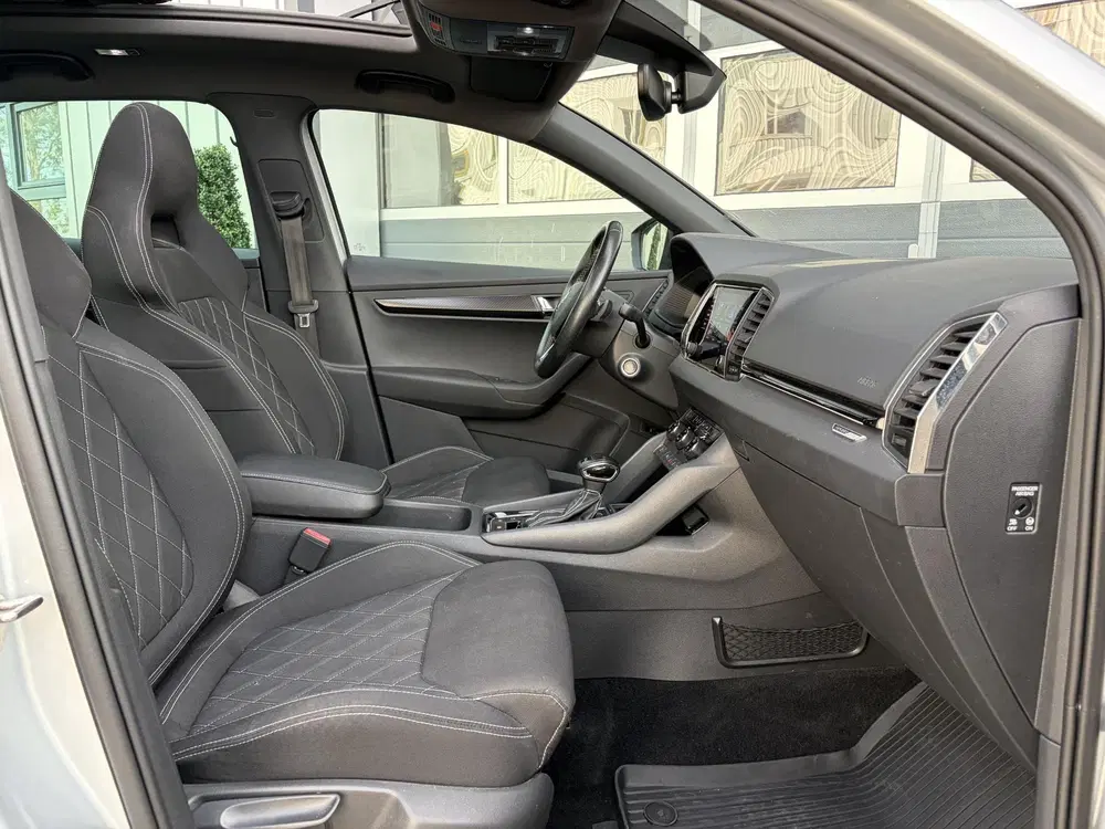 Skoda Karoq 1.5 TSI ACT Sportline uit 2019, foto 14