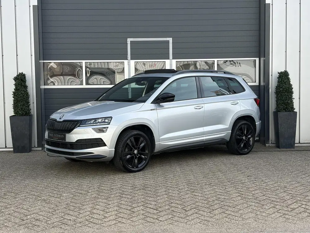 Skoda Karoq 1.5 TSI ACT Sportline uit 2019, foto 2