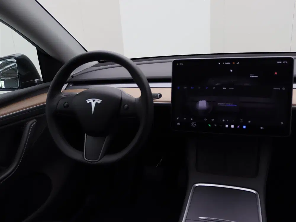 Tesla Model Y Long Range AWD 75kWh 351pk 94.4% SoH [ AMD uit 2023, foto 10